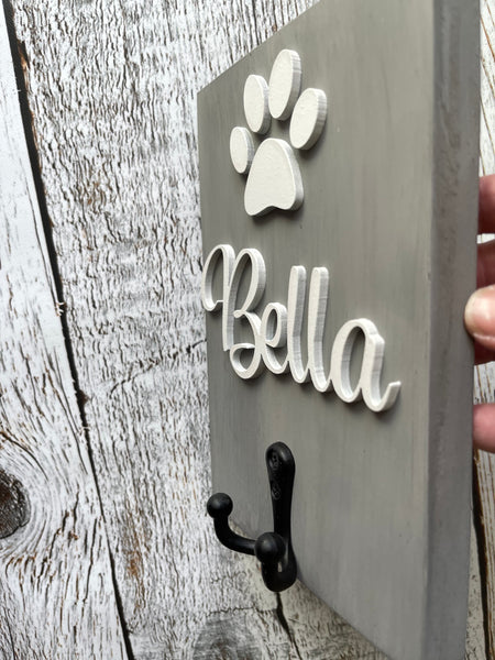 DOG LEASH HOLDER PERSONALIZED, 3D PAW AND NAME