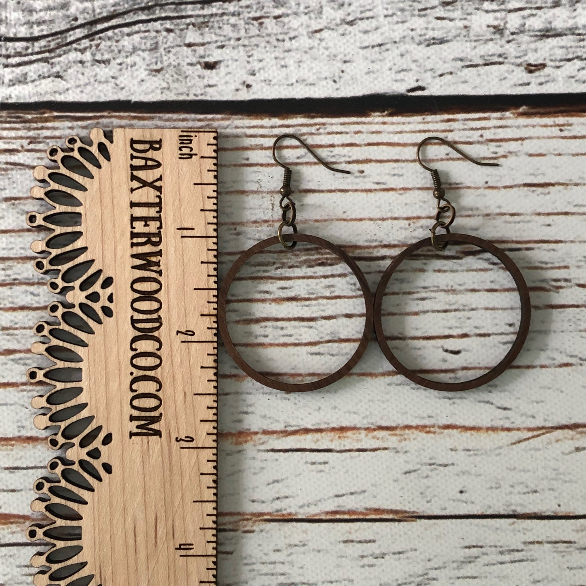 NICOLE- FLOATING HOOP EARRINGS